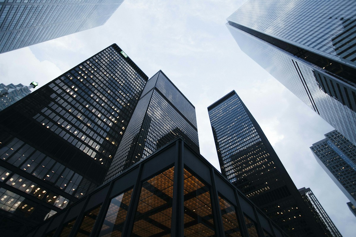 Edificios financieros en el centro de la ciudad